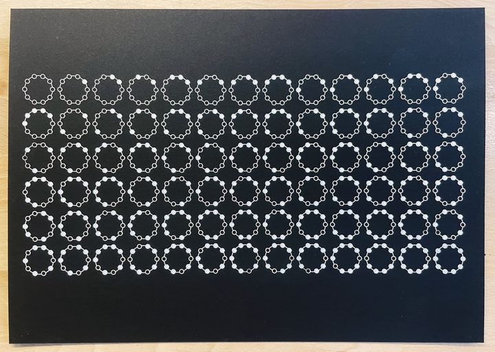 10 beads bracelet, white on black